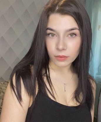 Мое нежное и чувственное прикосновение принесет тебе настоящее блаженство. Я знаю, как доставить удовольствие своим незабываемым массажем и интимными услугами. Позволь мне позаботиться о твоих желаниях и фантазиях. Я могу быть твоей игривой девочкой или страстной любовницей - выбор за тобой. Мои клиенты всегда остаются довольными и возвращаются ко мне снова и снова. Посмотри на мои фото, чтобы увидеть мою изящную фигуру и восхитительное лицо. Жду тебя в Москве, чтобы сделать твои самые сокровенные мечты реальностью. 💋🌹🔥 Инна